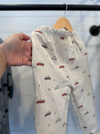 Quincy Mae Christmas Cars Fleece Sweatpants