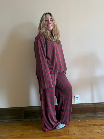 STRIPED LOUNGE SET