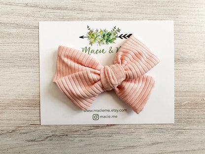 Pink Ribbed Schoolgirl Bow(s)