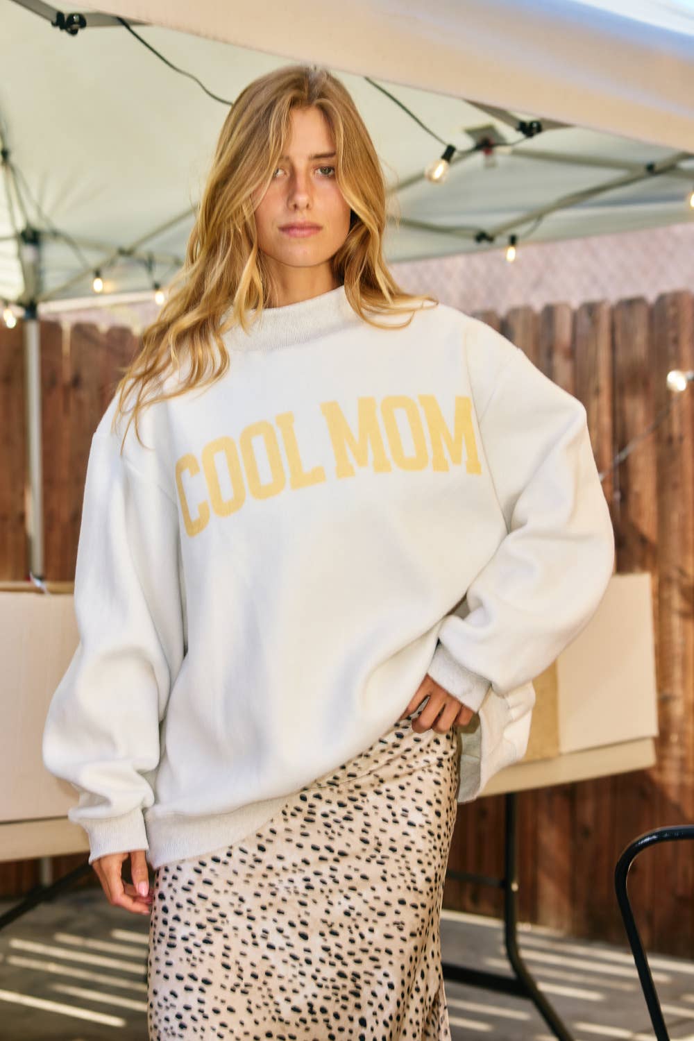 'MOTHER & COOL MOM' Reversible Sweatshirt