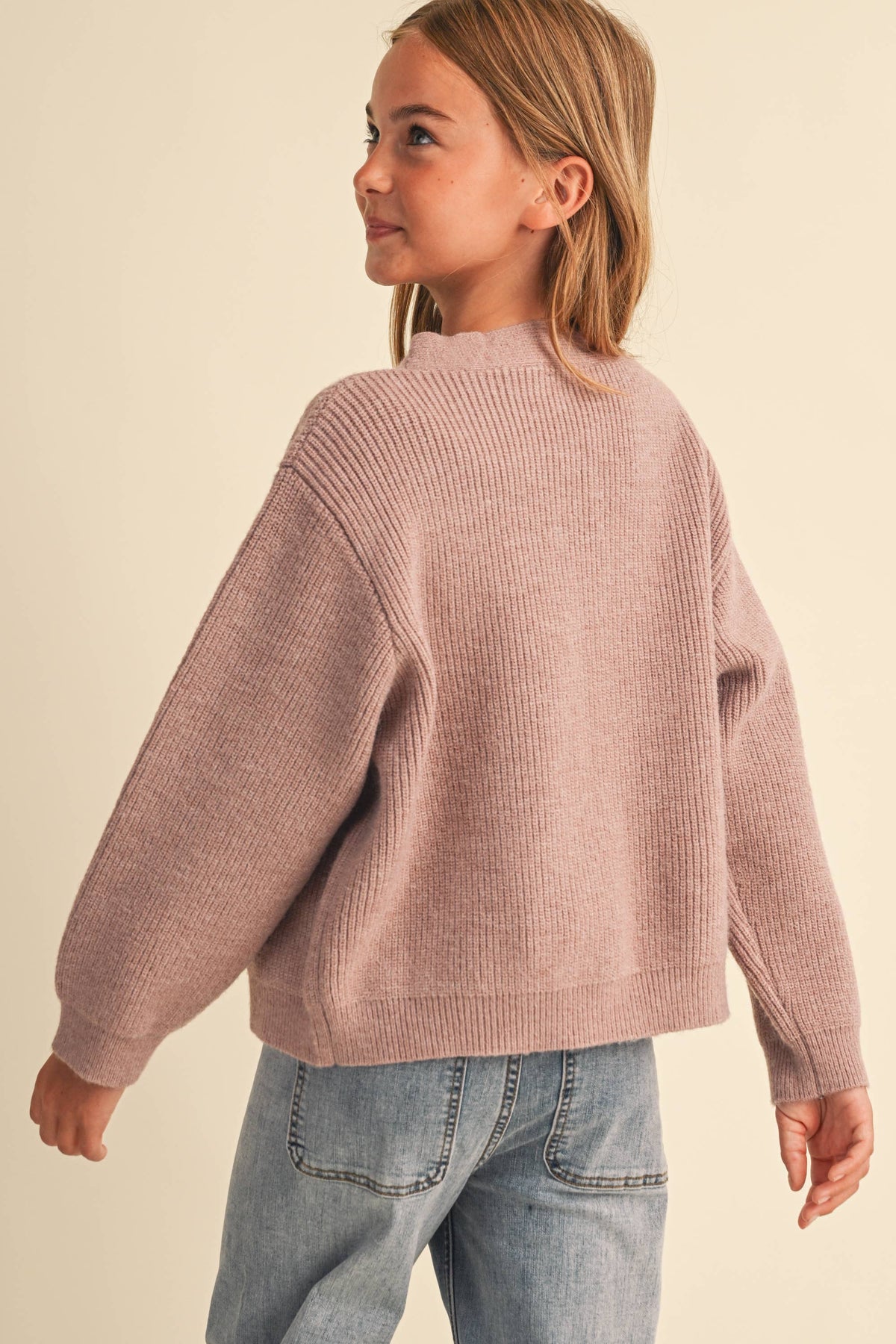 RAGLAN TWEEN GIRLS SWEATER